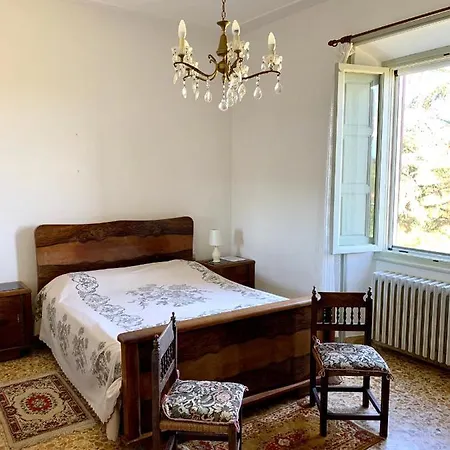 Diciotto Πανσιόν Poggibonsi