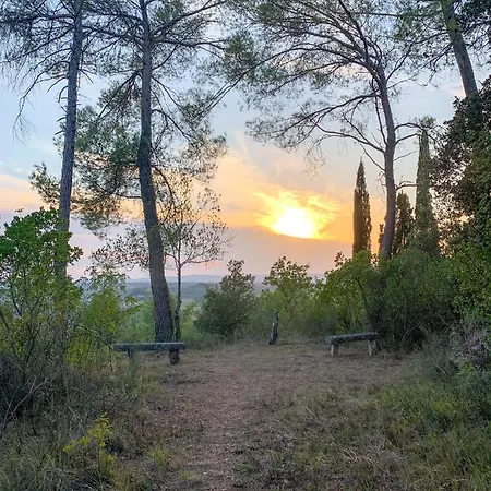 Diciotto Πανσιόν Poggibonsi