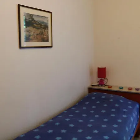 Diciotto Πανσιόν Poggibonsi